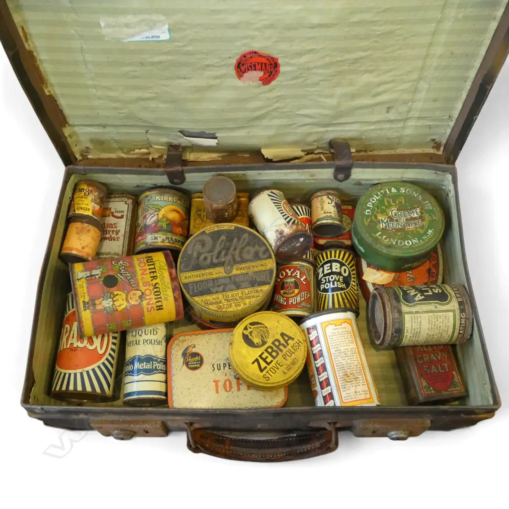 VINTAGE SUITCASE w. ASST. TINS Image 1++
