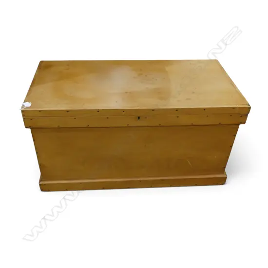 KAURI BLANKET BOX 940x460x500mm