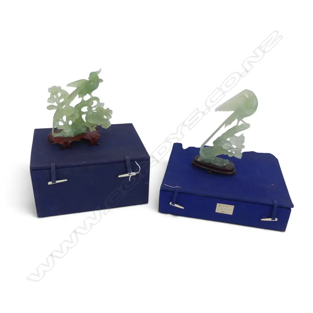 2 BOXED ORIENTAL CHRYSOPRASE BIRD SCULPTURES H.200 / 240mm REPAIRS Image 1++
