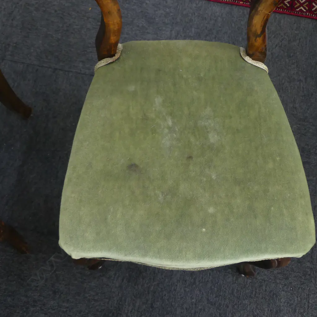 4 VICTORIAN MAHOGANY BALLOON BACK DINING CHAIRS Image 1++
