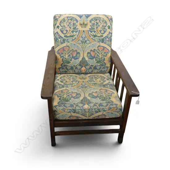 EARLY 20thC OAK MORRIS CHAIR