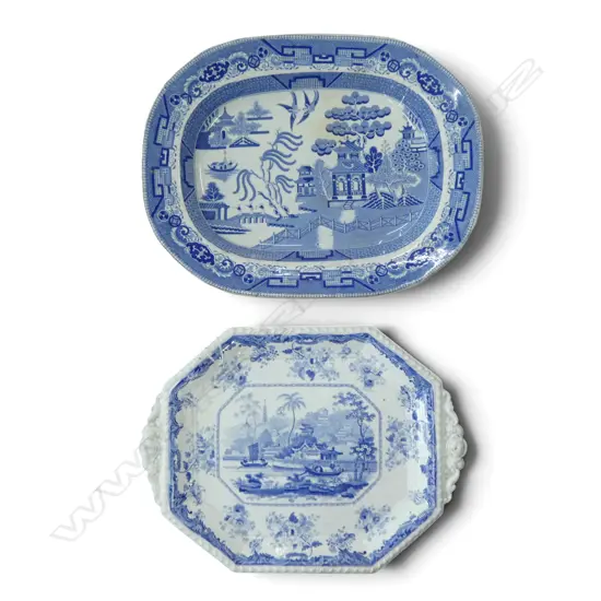2 PCES B/W CHINA; WILLOW ASHET 310x395mm, RAISED DISH 'CHINESE MARINE / OPAQUE CHINA' 370x275x55mm 2 SMALL CHIPS
