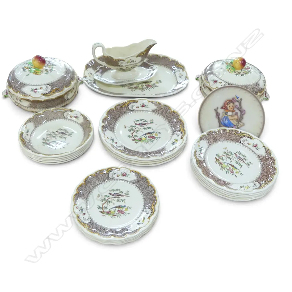 SPODE 'ROYAL JASMINE' DINNER SERVICE + HUMMEL PLATE (AF TO BACK) Image 1++