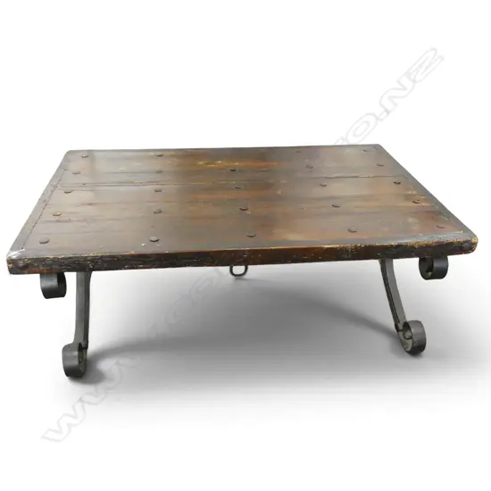 RUSTIC PLANK TOP COFFEE TABLE w. WROUGHT IRON STRETCHER BASE 900x1410x500mm