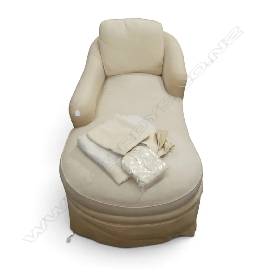 CHAISE LOUNGE BY JESSICA CHARLES FURNITURE HIGH POINT NORTH CAROLINA 750x1500x800mm Image 1++