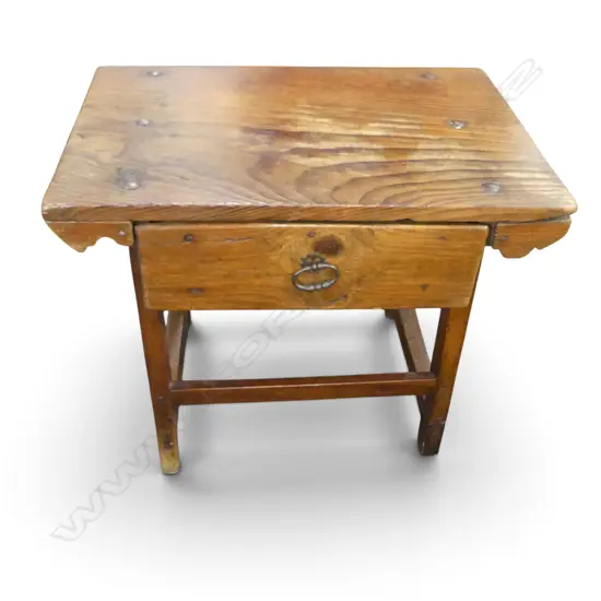 ANTIQUE SIDE TABLE w. DRAWER 660x440x550mm