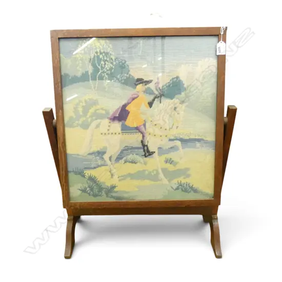 FIRESCREEN w. HORSE RIDER NEEDLEWORK H.730mm
