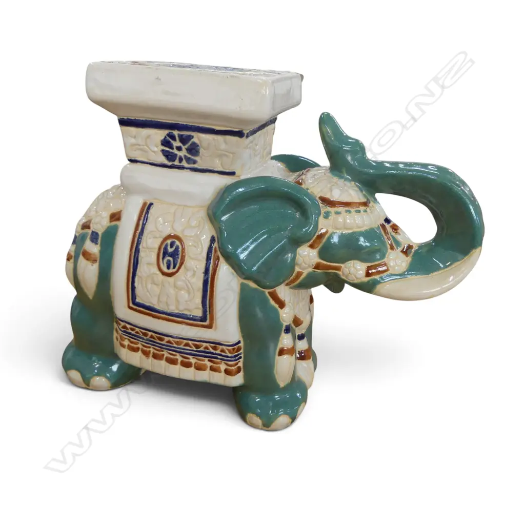 CERAMIC ELEPHANT H.260mm Image 1++