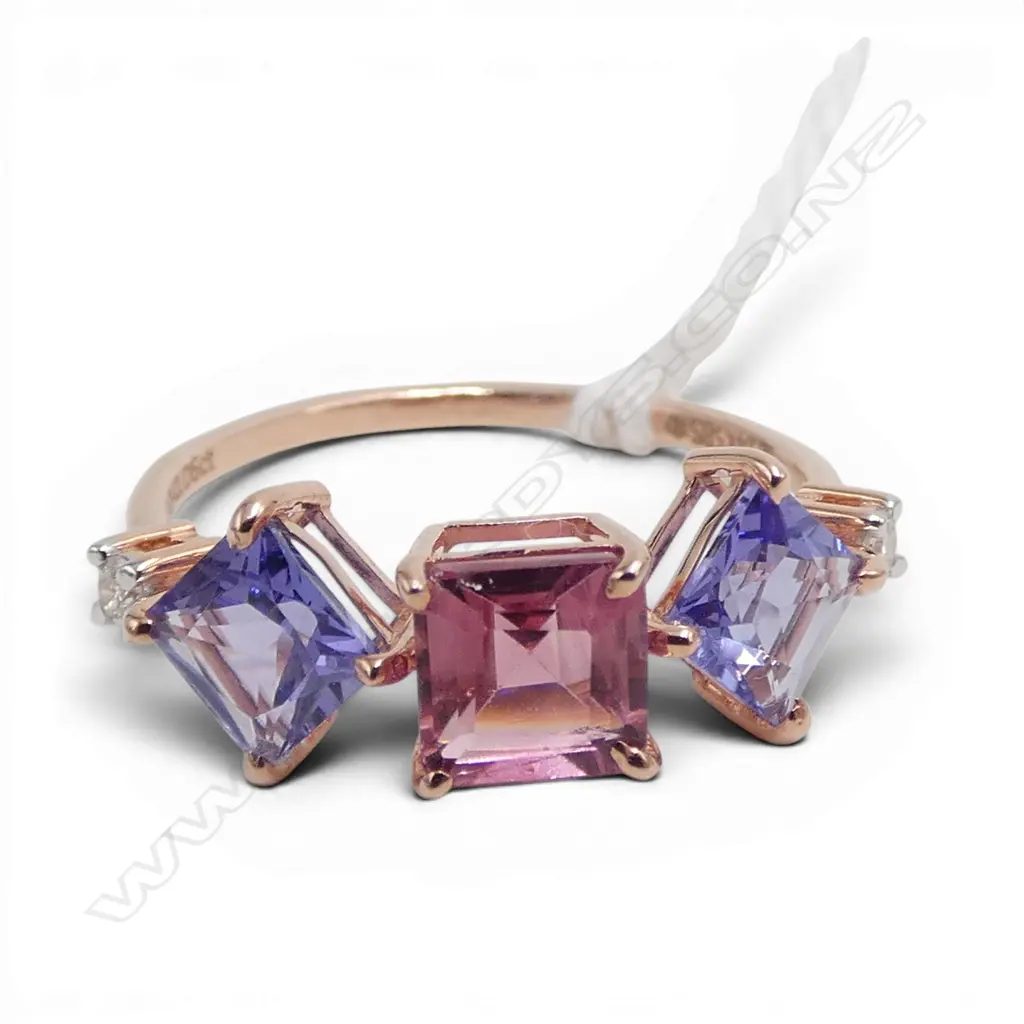 14ct GOLD, TANZANITE, TOURMALINE & DIAMOND RING, 2.02gm SIZE P Image 1++