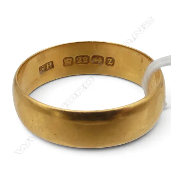 Birmingham 1899 22ct yellow gold BAND RING 5.22gms SIZE Q1/2