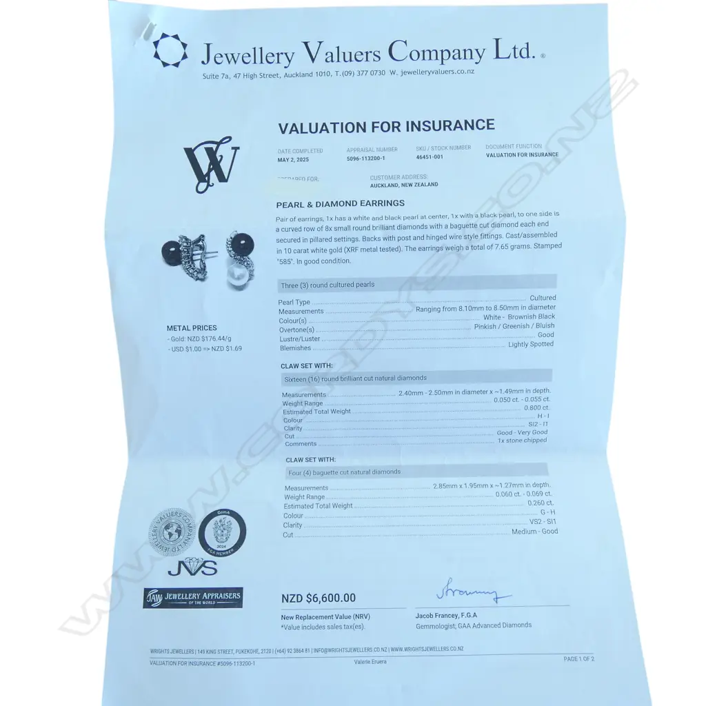 PR 10CT WG PEARL & DIAMOND EARRINGS, 7.6gms (note one white pearl missing) Image 1++