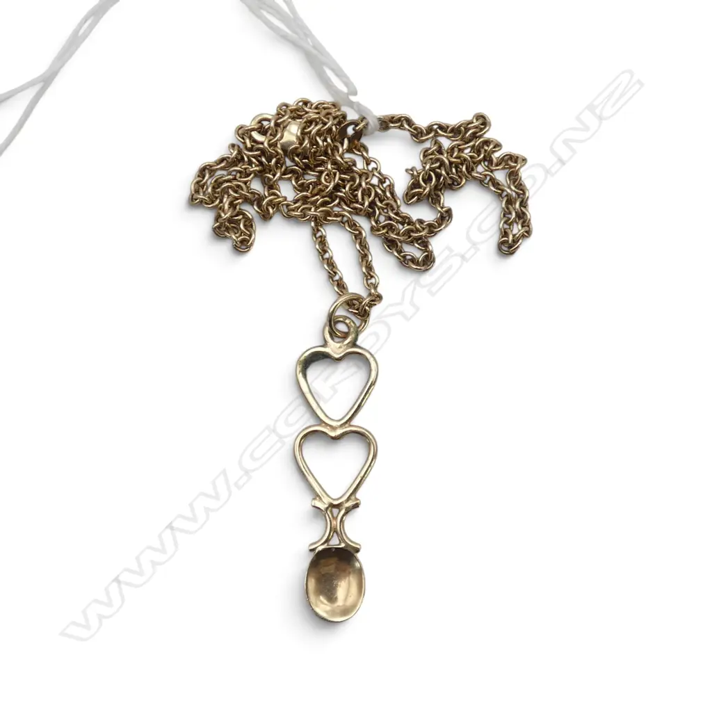 9ct YELLOW GOLD NECK CHAIN (10ct clasp) with 9ct dble heart Welsh Love spoon pendant. 9.6gms  Image 1++
