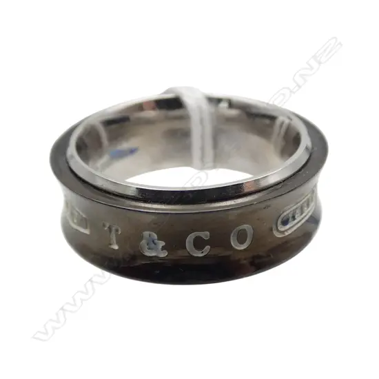 TIFFANY & CO S/SILVER & MIDNIGHT TITANIUM RING 10.1GMS