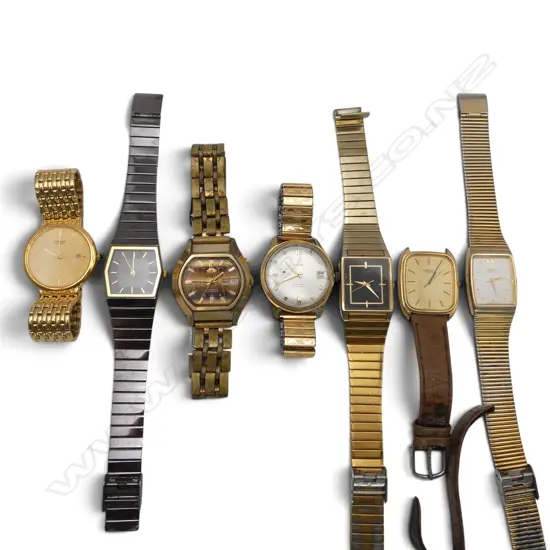 COLLECTION OF 7 VINTAGE MENS WRISTWATCHES Seiko, Pulsar, Orient etc, various conditions