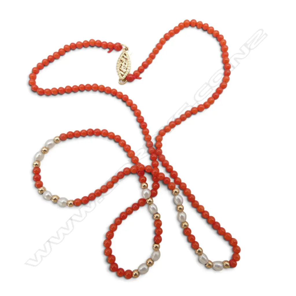 RED CORAL NECKLACE w. 14CT CLASP L.490mm Image 1++