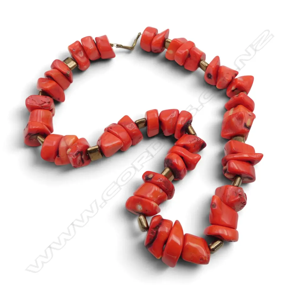 RED CORAL BEAD NECKLACE Image 1++