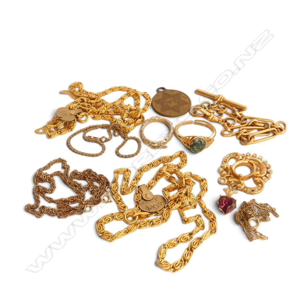 COLLECTION OF G/P COSTUME JEWELLERY  Image 1++