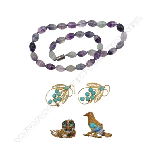 4 S/SILVER GILTED TOUQUISE & ENAMEL BROOCHES & AMYTHEST BEAD NECKLACE