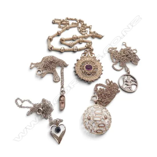 5 STG SILVER PENDANT NECKLACES 29gms