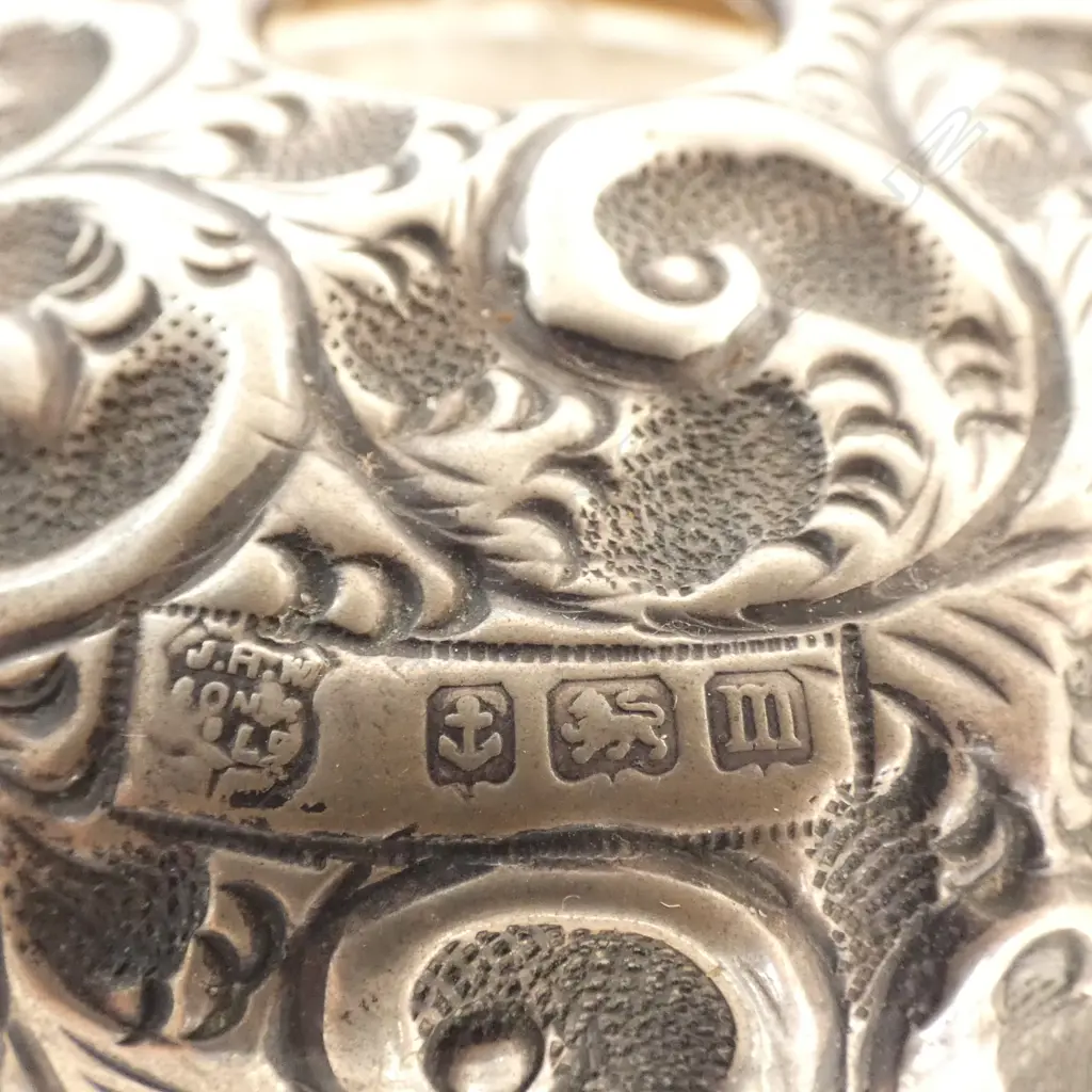 Birmingham 1911 embossed SILVER TOPPED & CUT CRYSTAL HAIR TIDY JAR H.100mm. Silver weight 26gms Image 1++