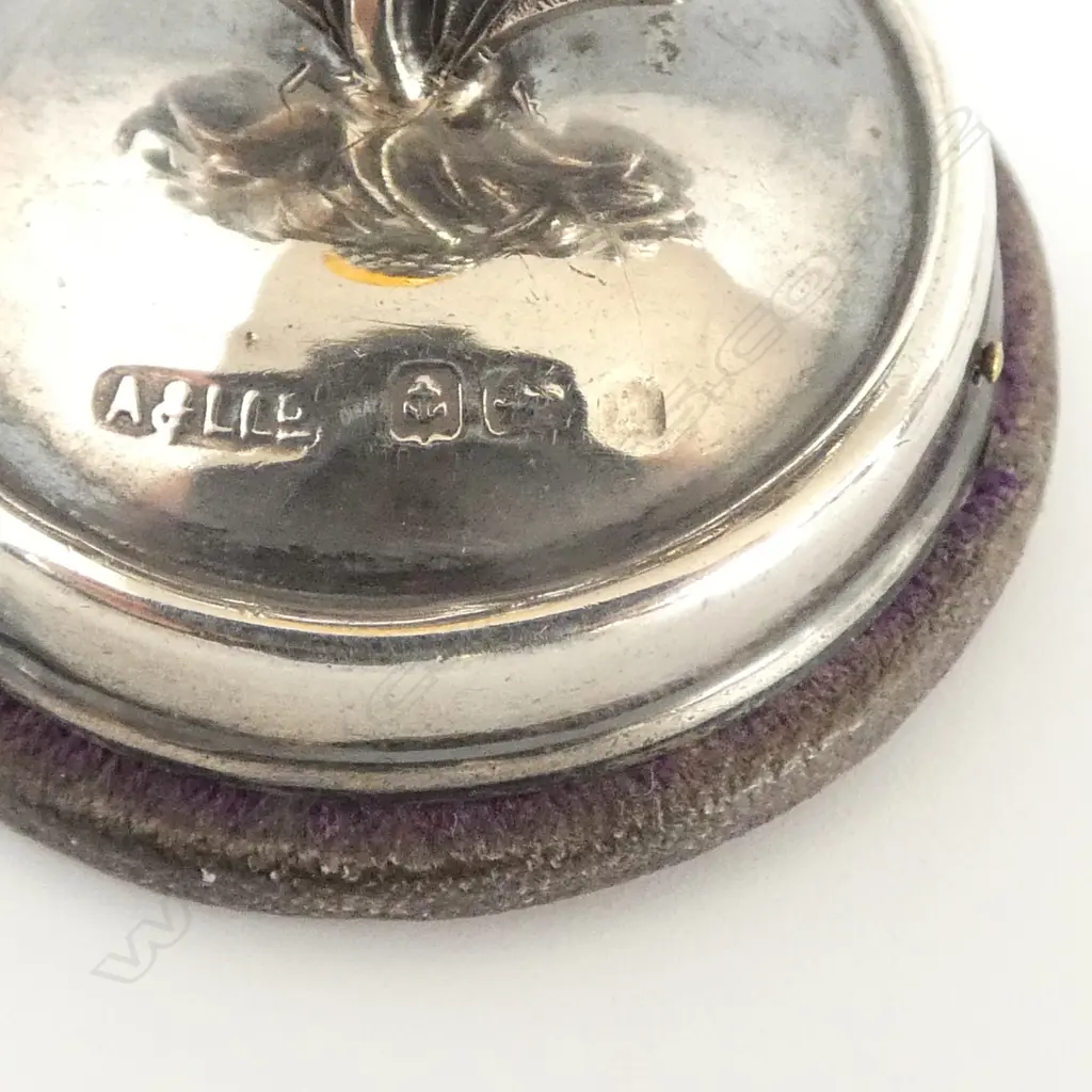 4 PCES STG SILVER; THIMBLE, THISTLE CARD HOLDER, PAGE MARKER, CARD GAME SPINNER Image 1++