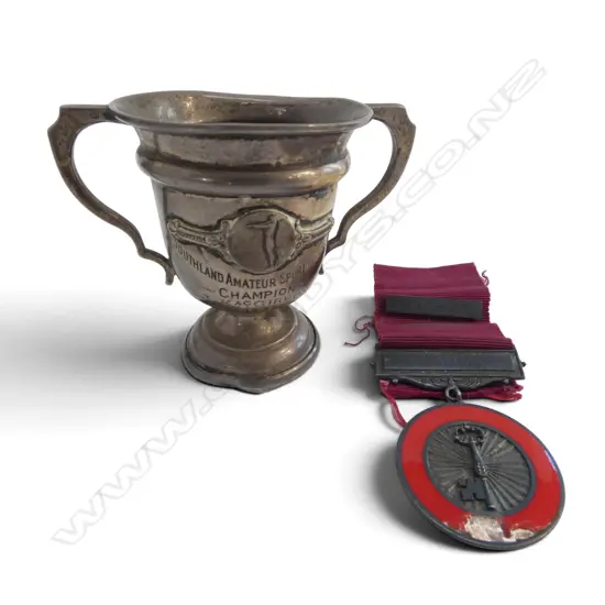 STG SILVER SOUTHLAND SPORT CHAMPION TROPHY MUG TO J. MAC GIBBON 1932, 58gms + STG SILVER & ENAMEL LODGE MEDAL fault