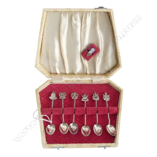 BOXED SET OF EASTERN SILVER COFFEE SPOONS 39GMS
