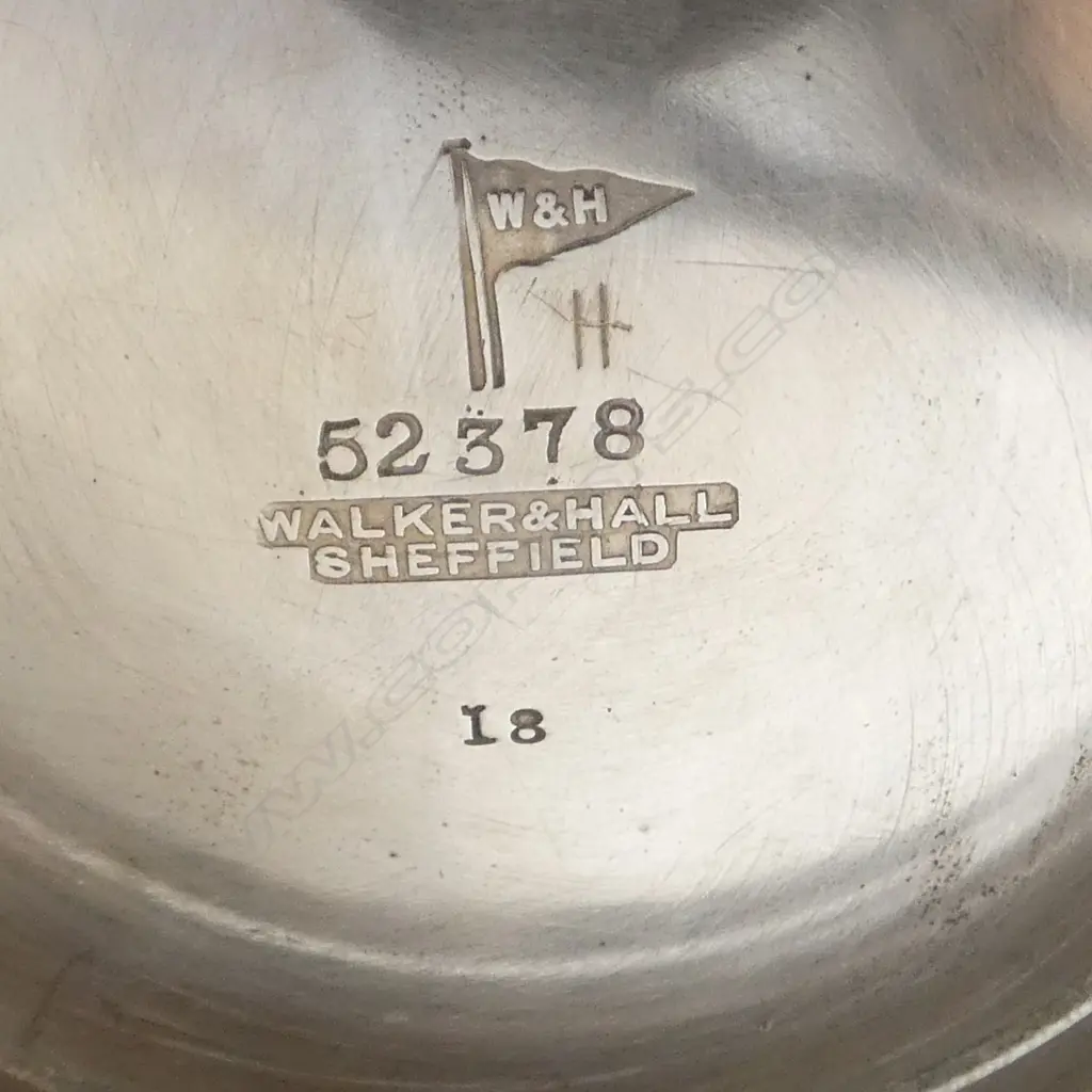 STG SILVER TROPHY CUP 'MISS McLEAN M.A PRINCIPAL WELLINGTON GIRLS COLLEGE 1900-1926' SHEFFIELD 1921 H.170mm 880gms Image 1++