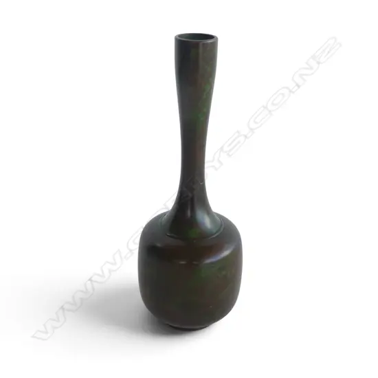 VINTAGE JAPANESE BRONZE VASE, GREEN/BROWN PATINA, H.220mm