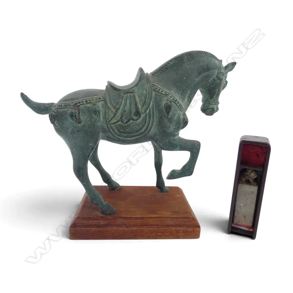 ORIENTAL CAST BRONZE HORSE ON WOOD BASE H180MM & CASED HARDSTONE CHOP L95MM Image 1++