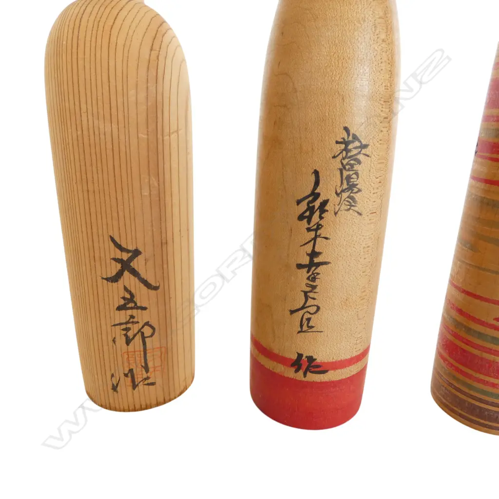 3 VINTAGE JAPANESE KOKESHI DOLLS, 2x1940, 1x1960, all signed, H.180,210,240mm Image 1++
