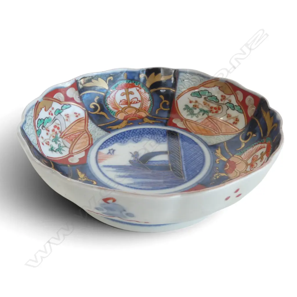 JAPANESE IMARI LOPBED DISH Dia.155mm Image 1++