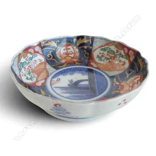 JAPANESE IMARI LOPBED DISH Dia.155mm