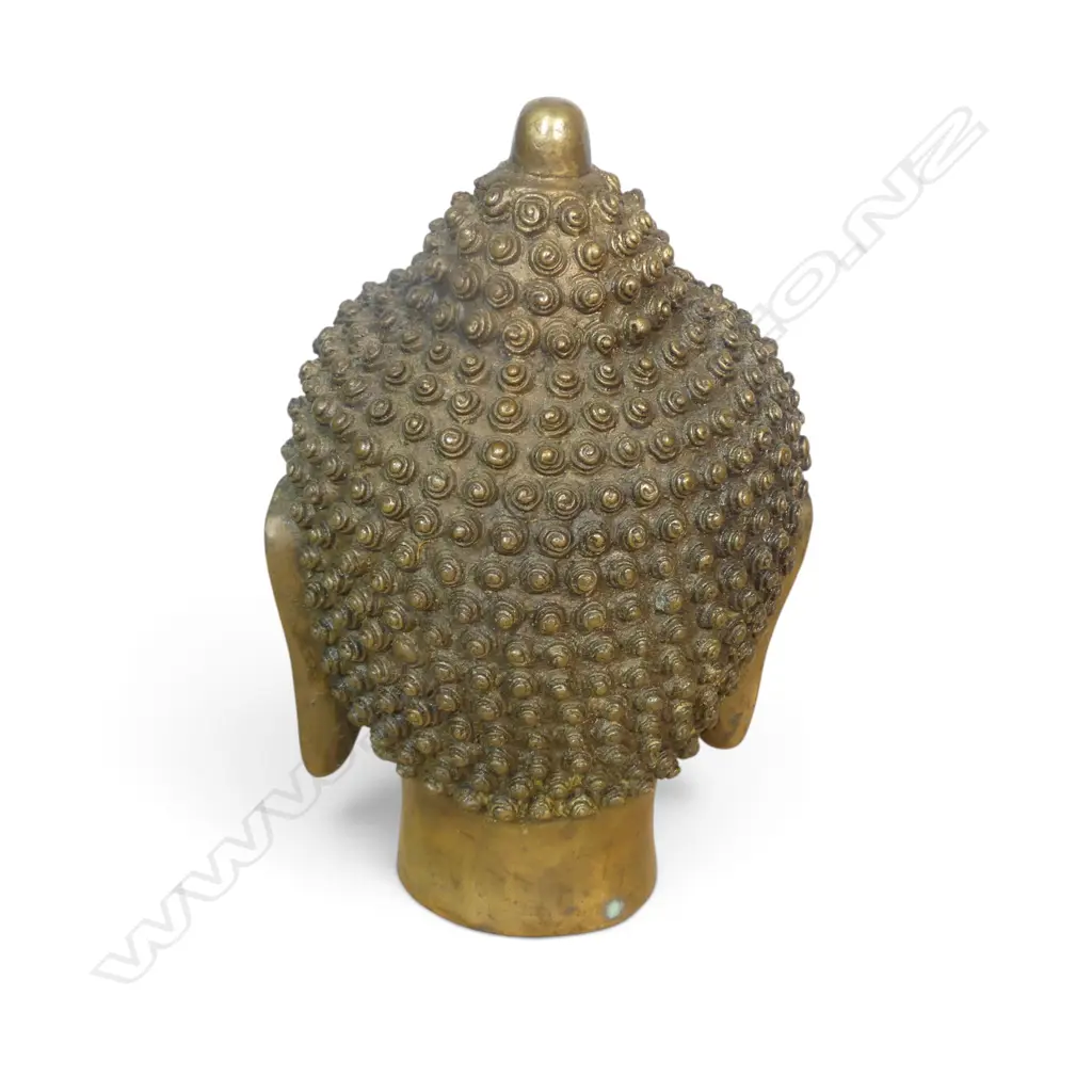 CHINESE CAST BRASS MEDITATIVE BUDDHA HEAD WITH SNAIL CURL HAIR, STAMP AT THE BOTTOM, SOME OXIDATION, 150 X 50MM Image 1++
