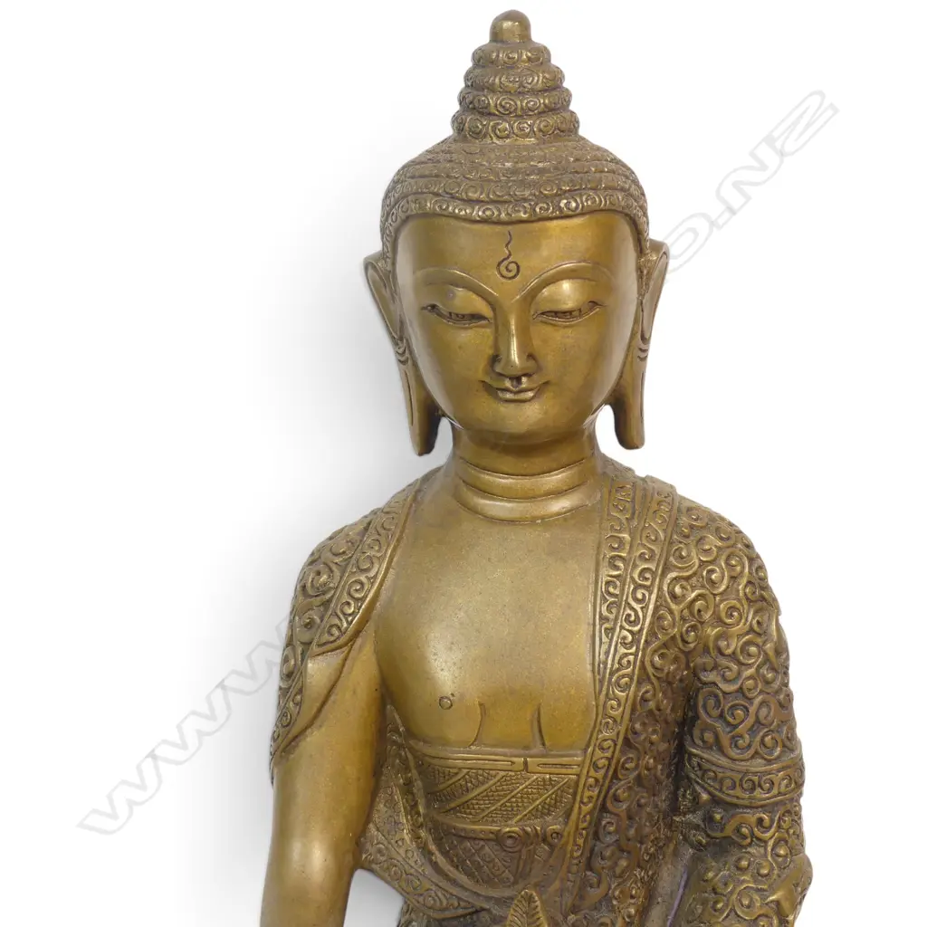 SINO-TIBETAN BRASS SCULPTURE OF BUDDHA HOLDING A HEALING NECTAR VASE AND MYROBALAN PLANT BRANCH. 300 X230MM Image 1++