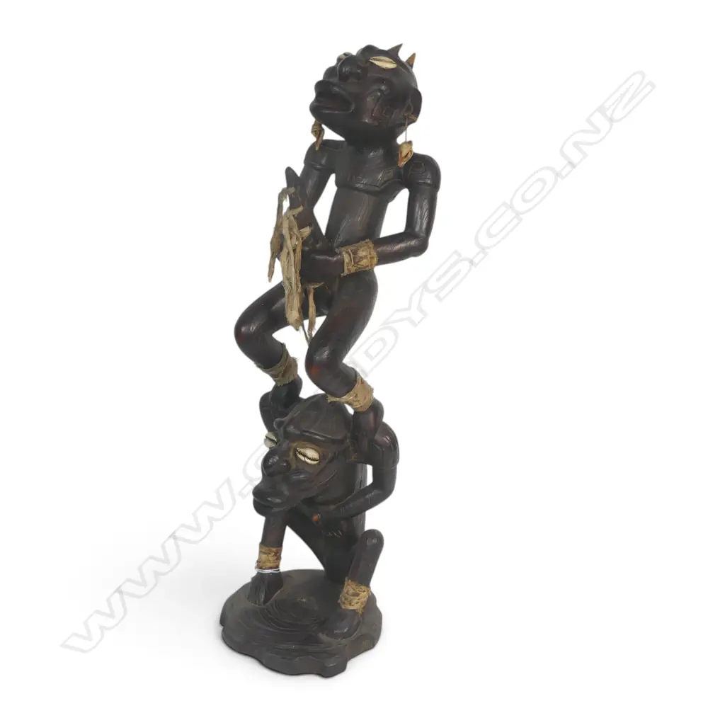 EAST AFRICAN HAND CARVED WOODEN SCULPTURE OF A MAKONDE SHETANI (SPIRIT), COWRIE SHELL INLAY & NATURAL FIBRE, 570 X 160MM Image 1++