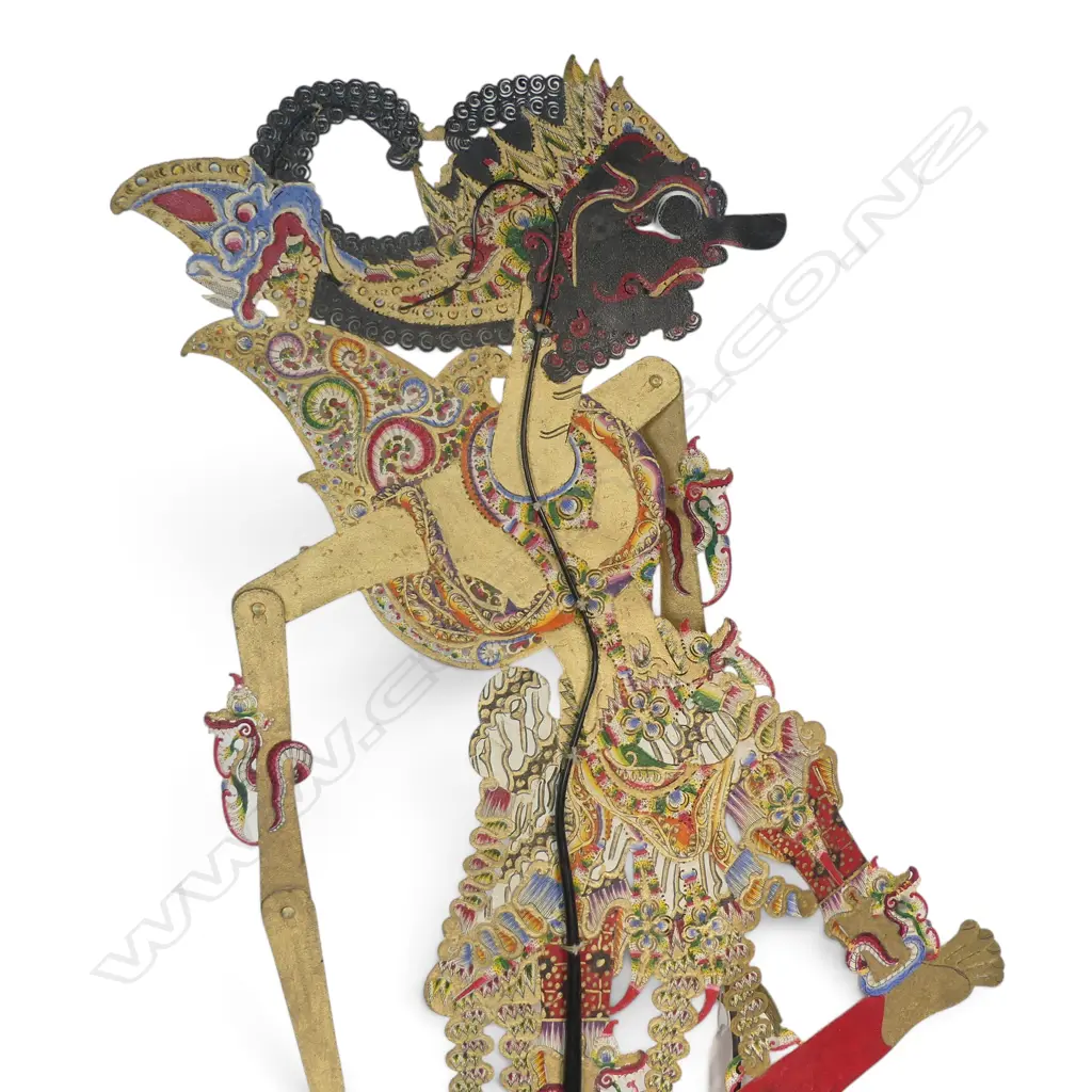 INDONESIAN WAYANG KULIT TRADITIONAL SHADOW PUPPET OF RADEN DEMI GOD WARRIOR, HORN RODS & WATER BUFFALO HIDE,H.700MM Image 1++