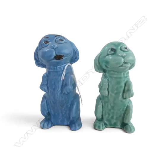2 SYLVAC QUIZZICAL DOGS#1191, H.115/130mm