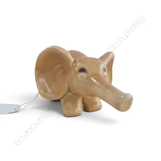 VINTAGE SYLVAC DUMBO the ELEPHANT #3140, H.60x120mm