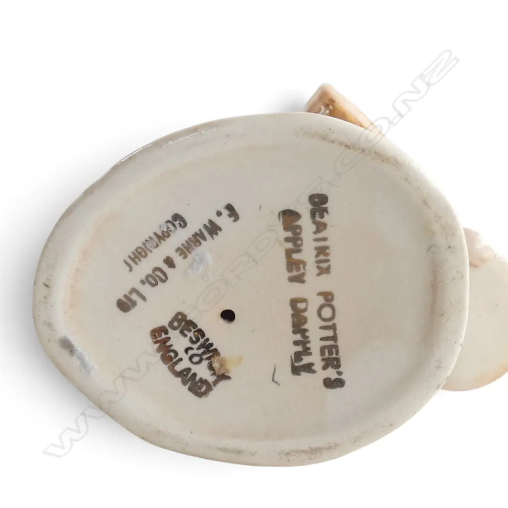 BESWICK BEATRIX POTTER 'APPLY DAPPLY', Gold backstamp, W.95mm Image 1++