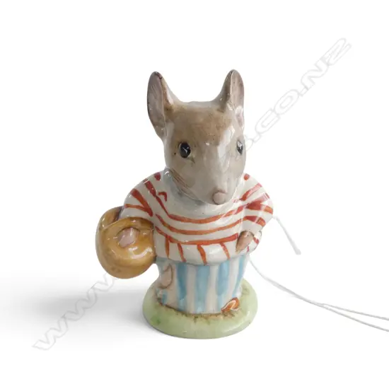 BESWICK BEATRIX POTTER 'MRS TITTLEMOUSE', Gold backstamp (1955-1972) H.80mm