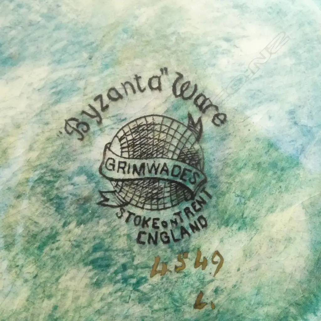 GRIMWADES FAIRY LUSTRE 'BYZANTA WARE' FOOTED BOWL. Fairies & toadstools. Dia.187mm Image 1++