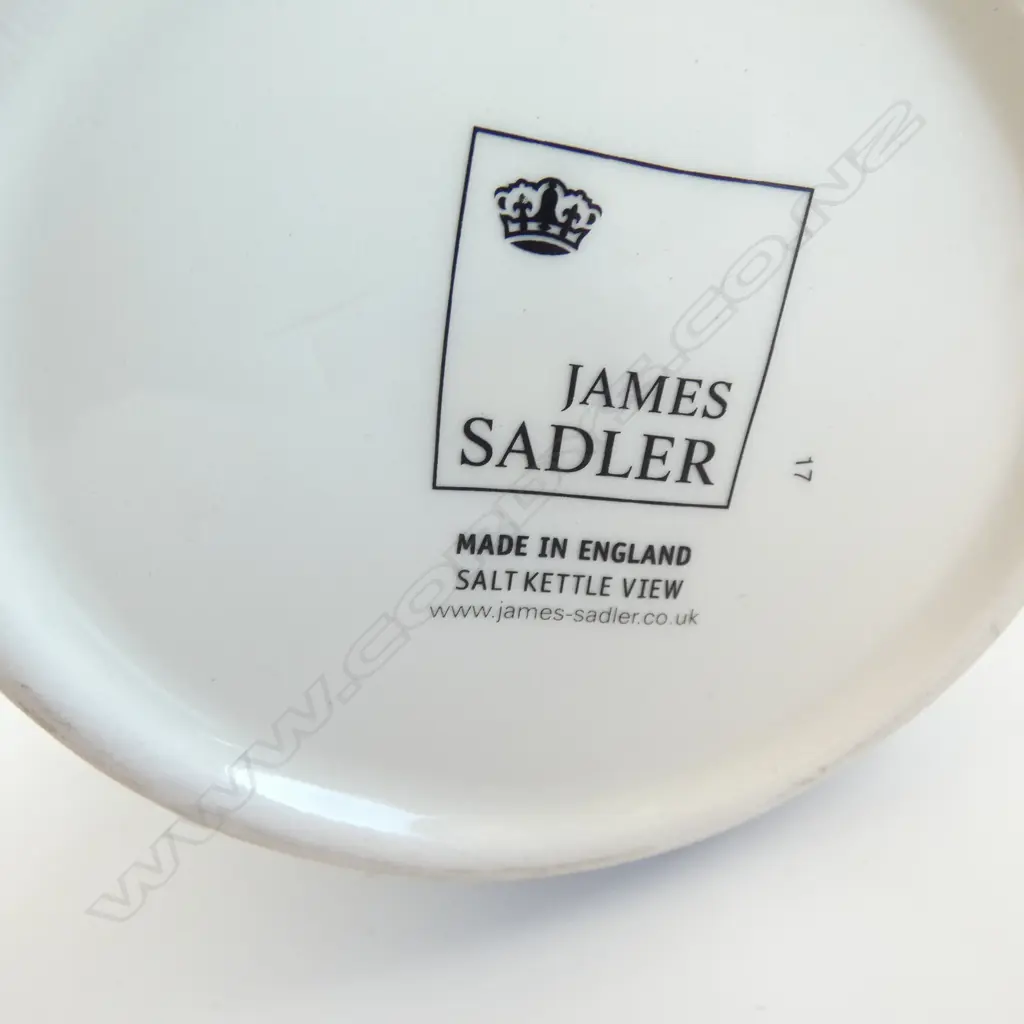2 JAMES SADLER TEAPOTS The Old Mill w. 2 small frits H.160mm Image 1++
