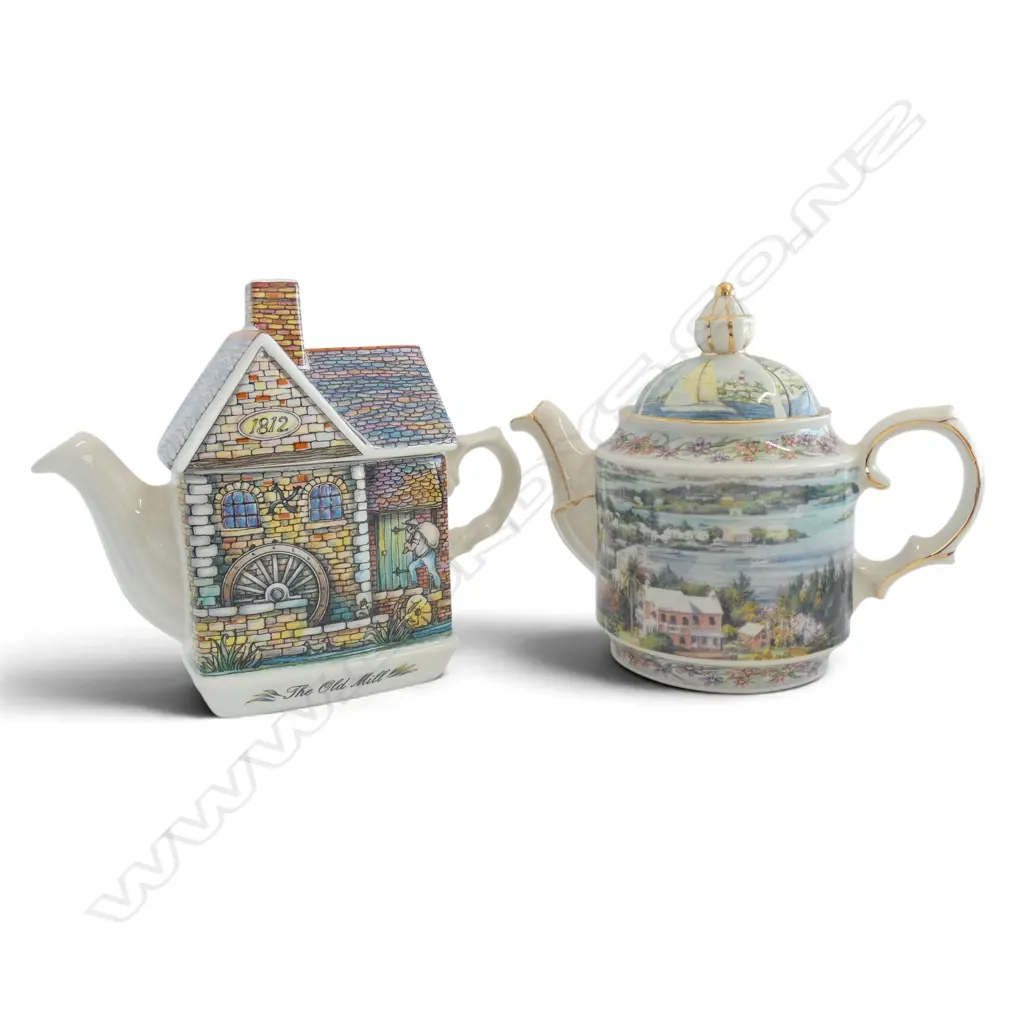 2 JAMES SADLER TEAPOTS The Old Mill w. 2 small frits H.160mm Image 1++