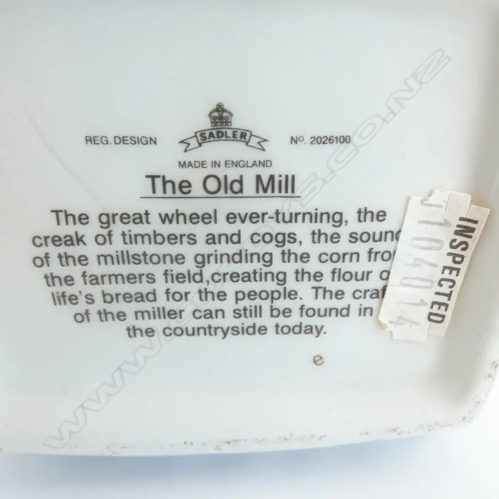 2 JAMES SADLER TEAPOTS The Old Mill w. 2 small frits H.160mm Image 1++
