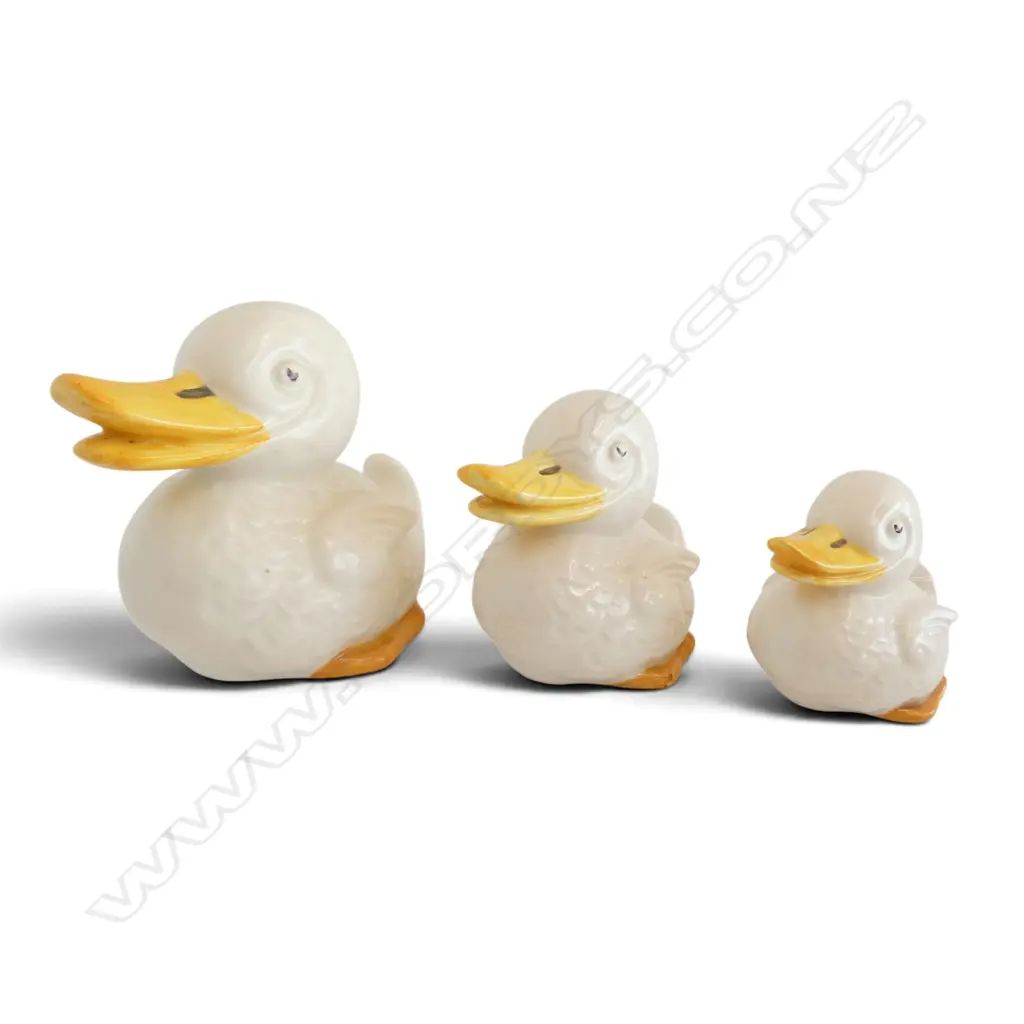 RARE SET 3 SYLVAC GRADUATED DUCKS MODEL 1498 ENGLAND, H.90-145MM Image 1++