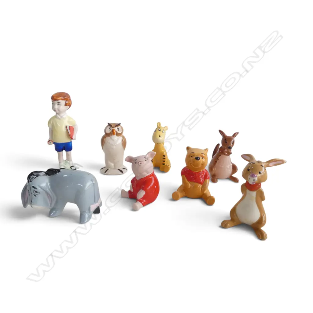 VINTAGE BESWICK 8 PC WINNIE the POOH SET, H.60-120mm Image 1++