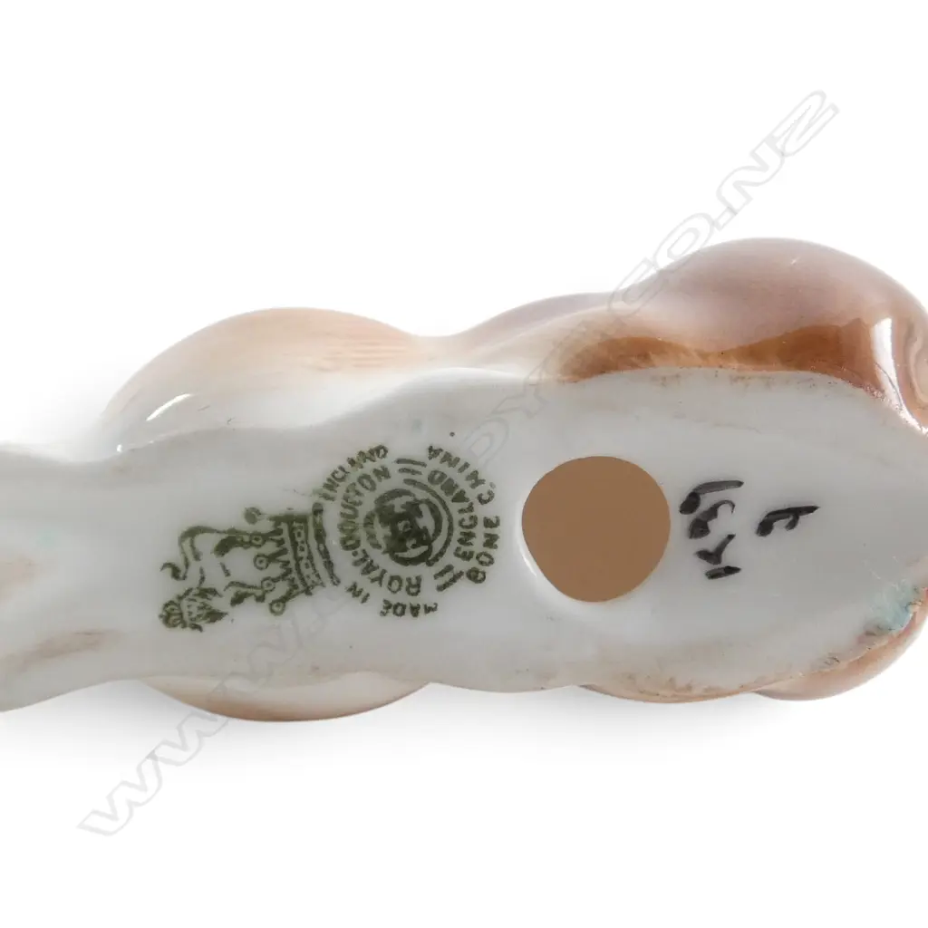 4 ROYAL DOULTON MINIATURE RABBITS, H.35-55mm Image 1++