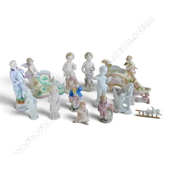 TRAY OF 14 VINTAGE BISCE CHINA FIGURAL ORNS H130 TALLEST