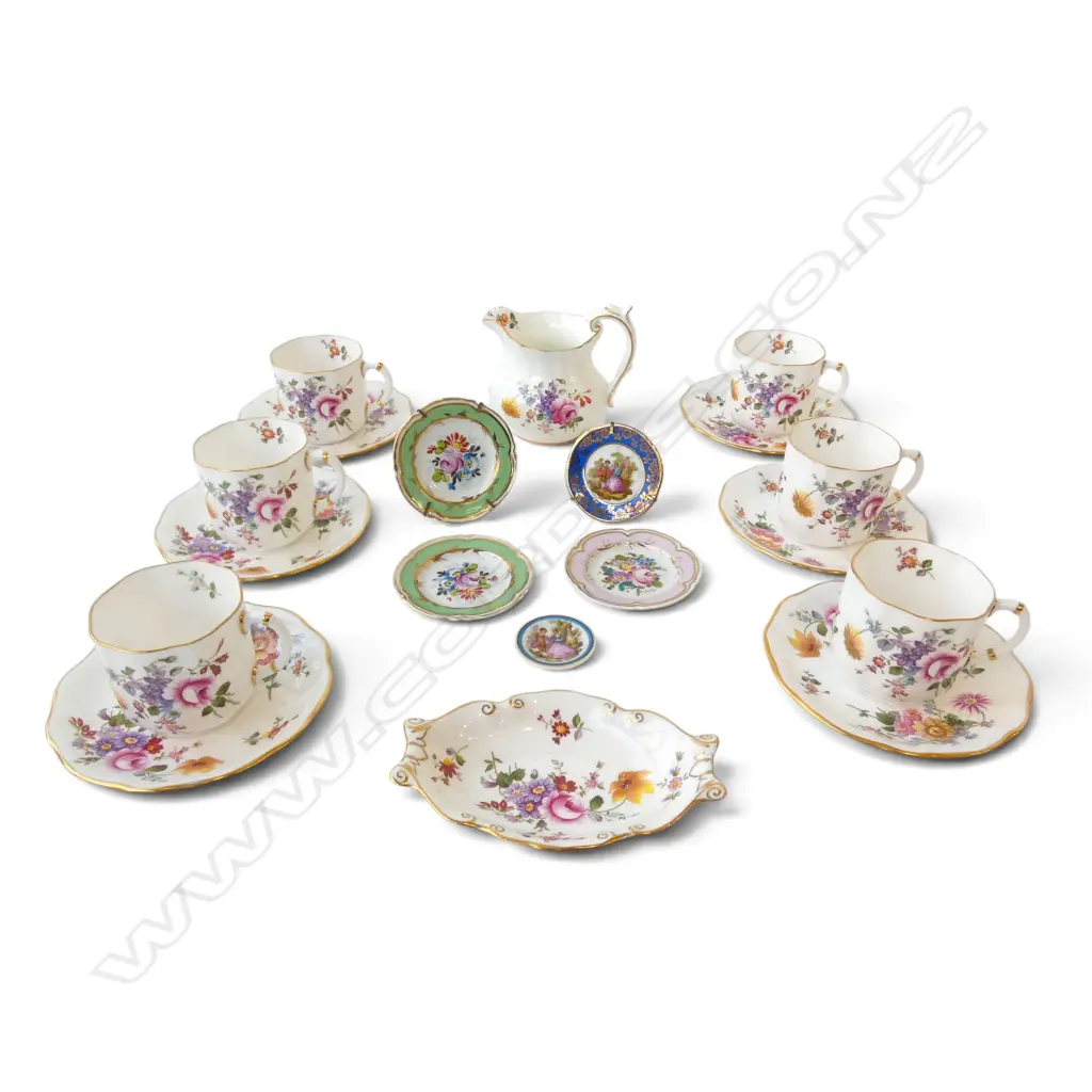 ROYAL CROWN DERBY 6 PLACE PART TEA SERVICE w. 4 limoge plates Image 1++